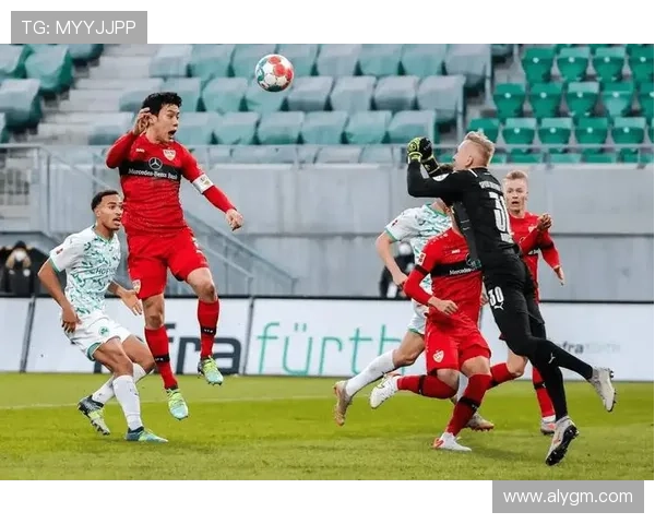 拜仁弗赖堡欧战争锋决战德甲欧冠席位 拜仁弗赖堡欧战争锋决战德甲欧冠席位